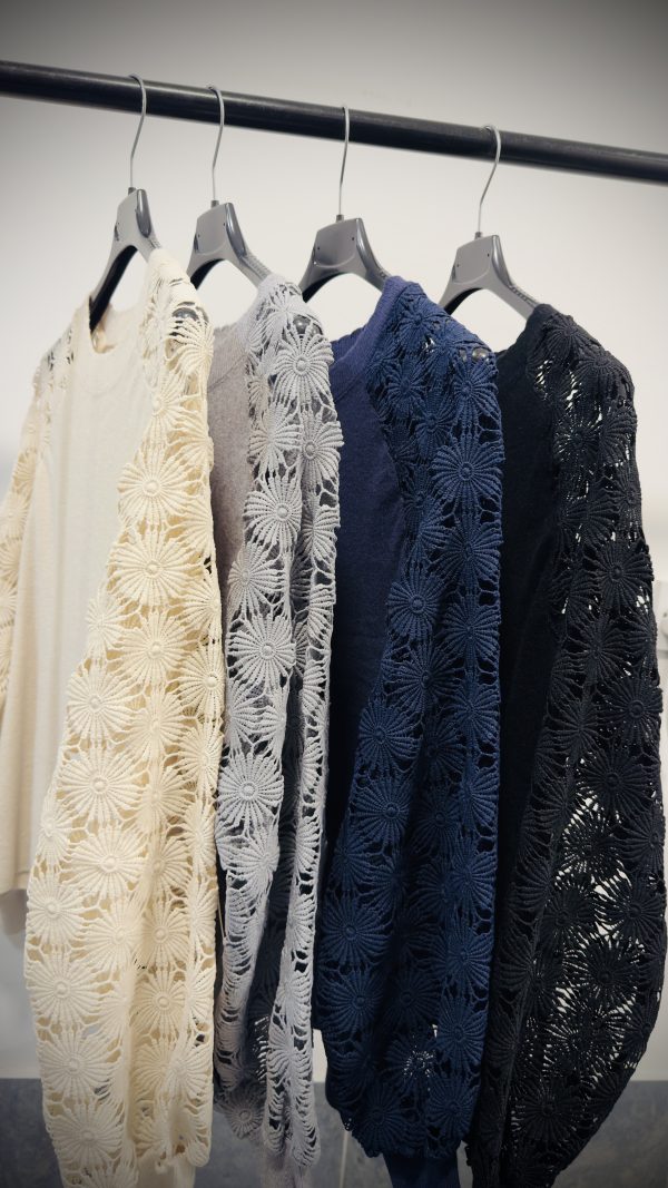 Jumper - Image 3