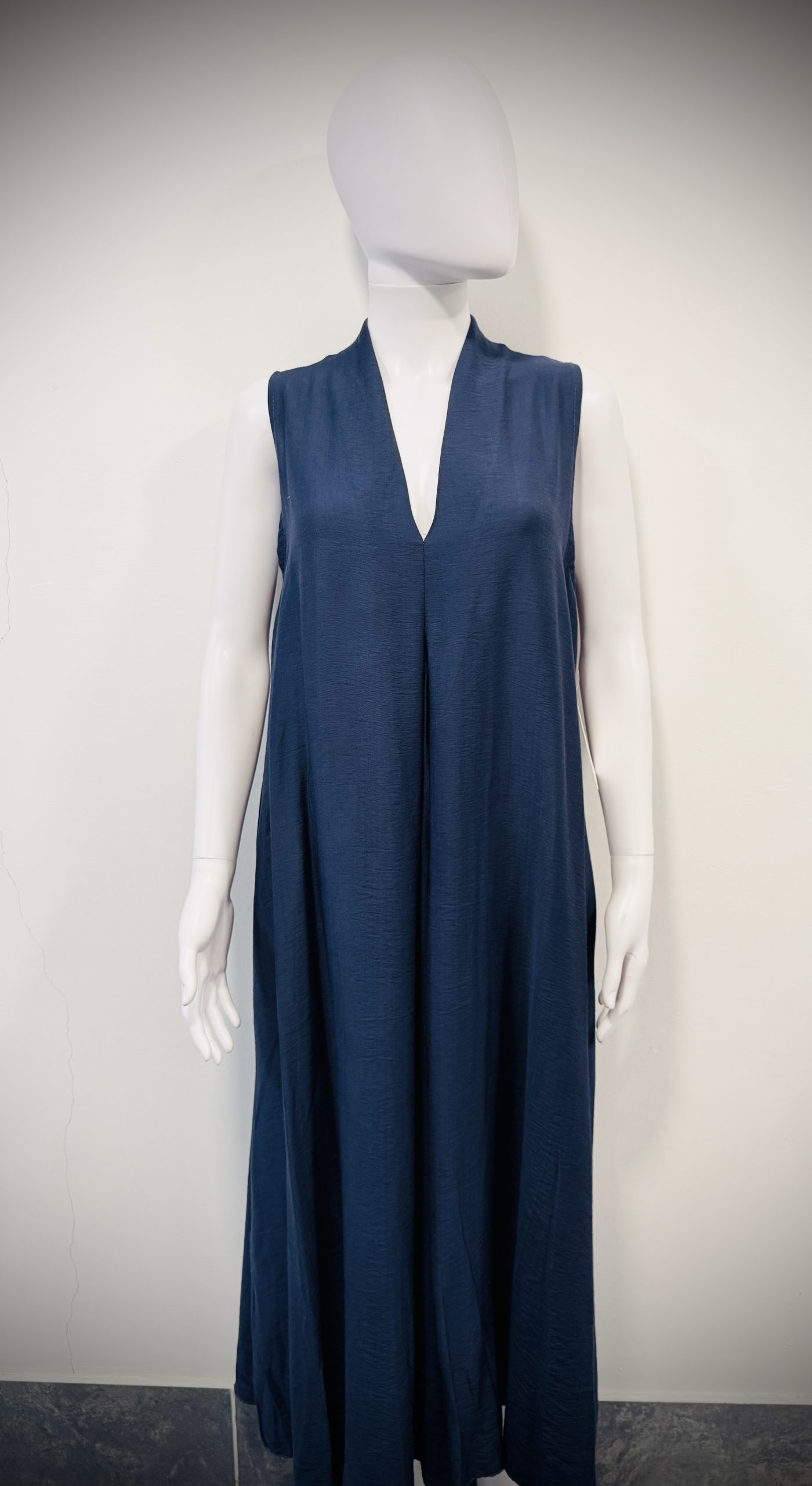 Sleeveless V-Neck Maxi Dress - Image 6